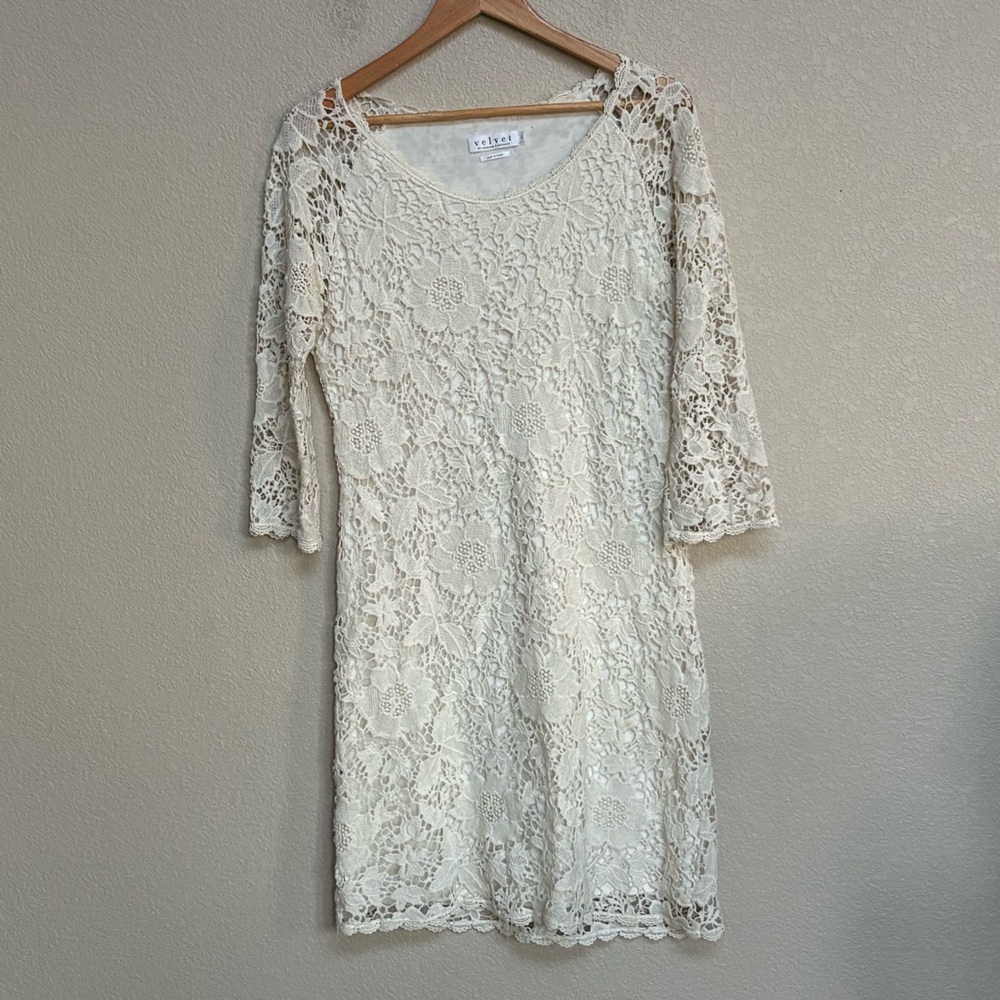 Velvet by Graham & Spencer Cream Lace Midi Dress